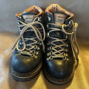 Original Landrover Made in Italy size 39